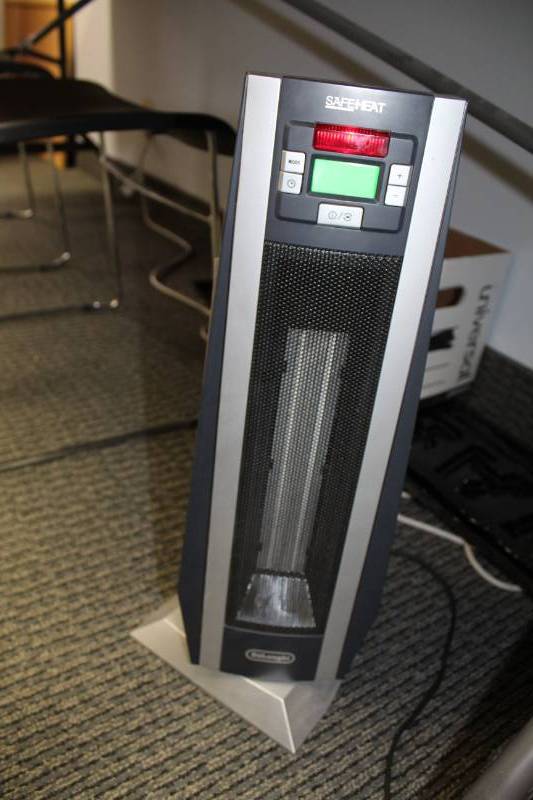 lot 135 image: SafeHeat Space Heater