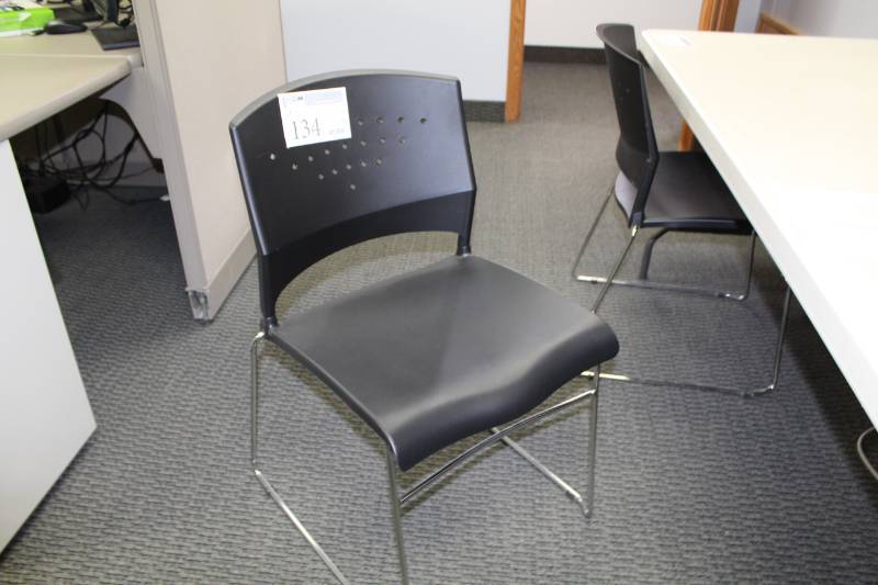 lot 134 image: Entry Chairs