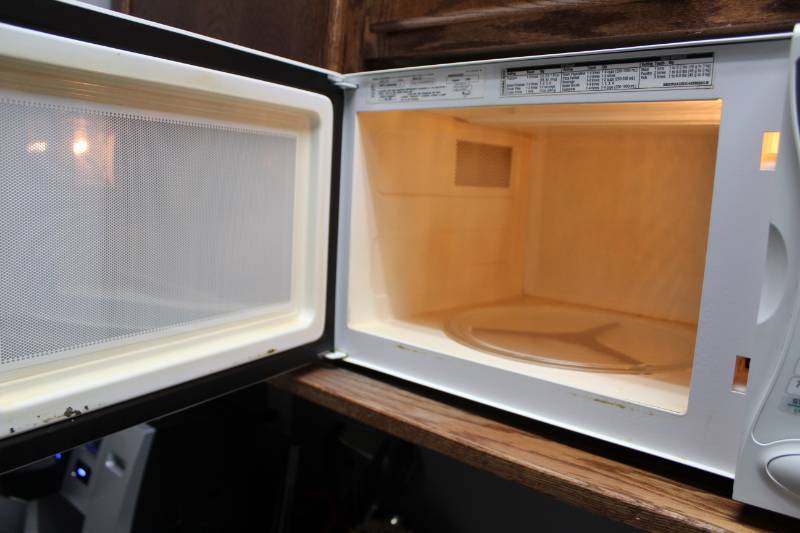 1999-whirlpool-microwave-oven-mound-hair-product-warehouse