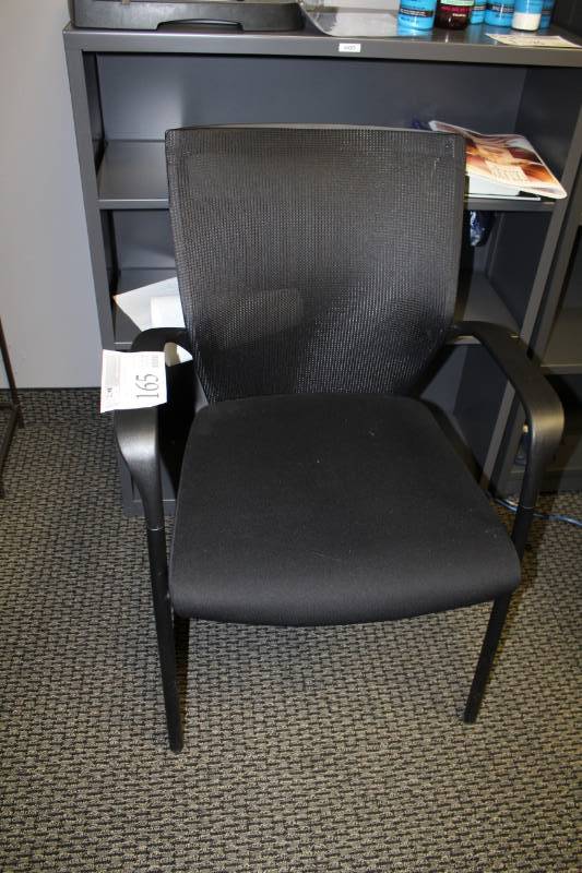 lot 165 image: Office Chairs