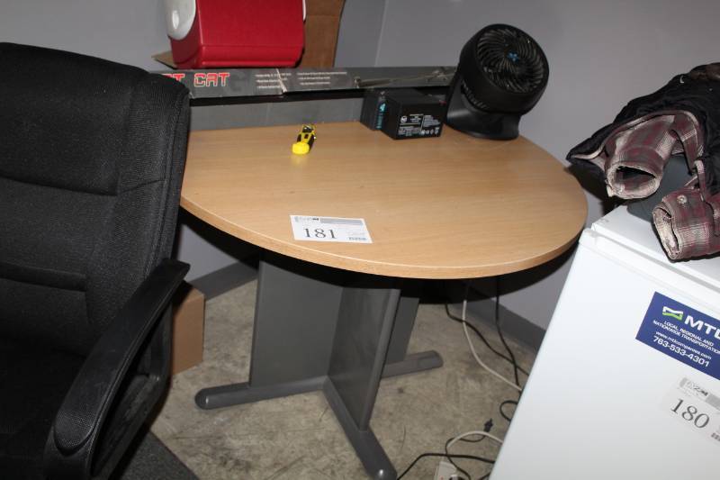 lot 181 image: Wood Round Top Metal Conference Table