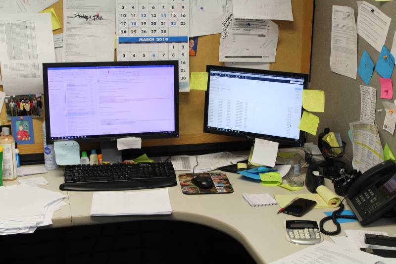 lot 171 image: Lot of  2-Computer Monitors and Keyboard