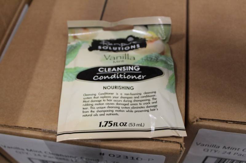 lot 236 image: Boxes of Renpure Solutions Vanilla Mint Cleansing Conditioner