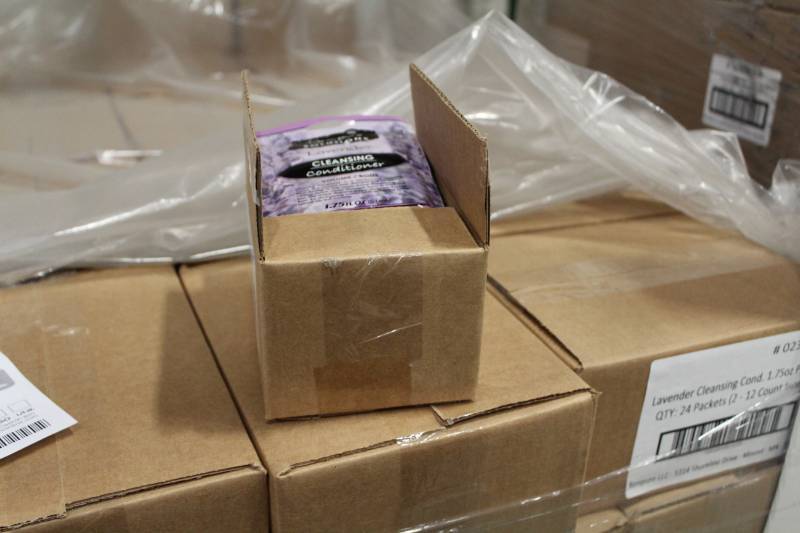lot 244 image: Boxes of Renpure Solutions Lavender Cleansing Conditioner