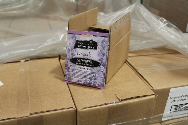 lot 247 image: Boxes of Renpure Solutions Lavender Cleansing Conditioner