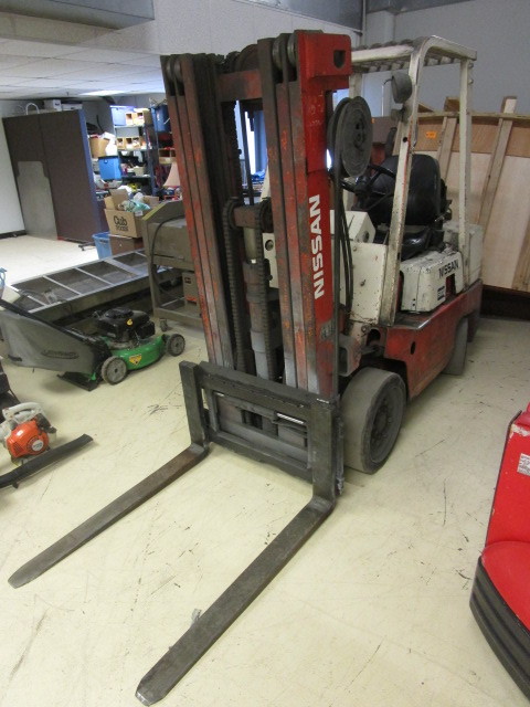 NISSAN FORKLIFT