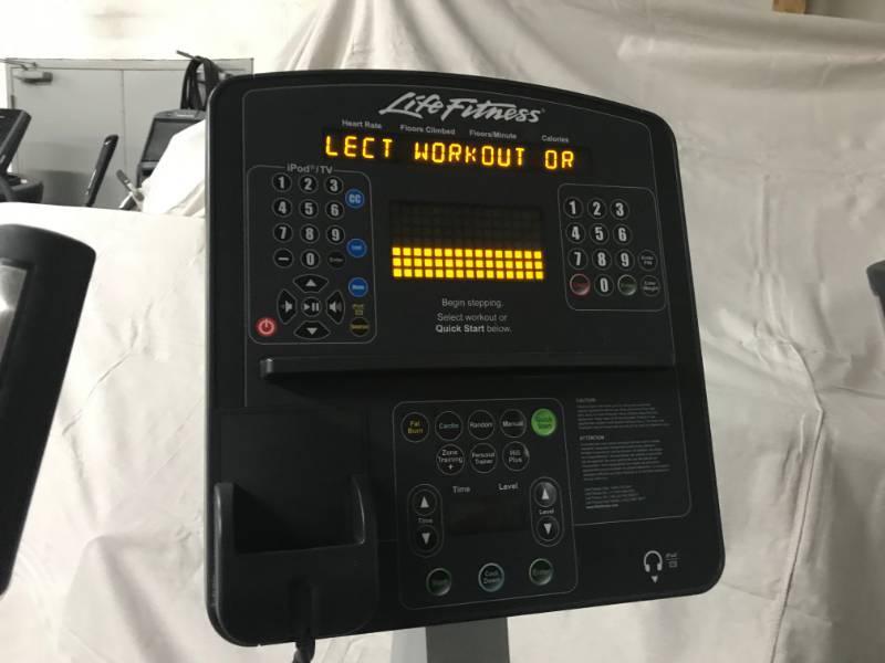 Life Fitness Iso Track climber