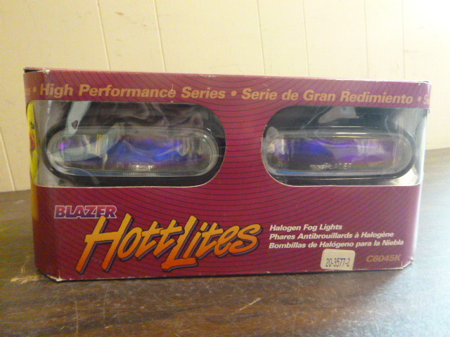 NEW Blazer Hott Lites Halogen Fog Lights