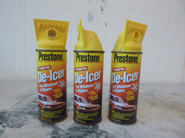 3 Cans of Prestone De-Icer