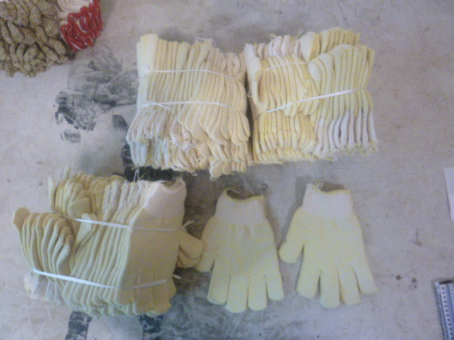 36 Pair of Work Gloves