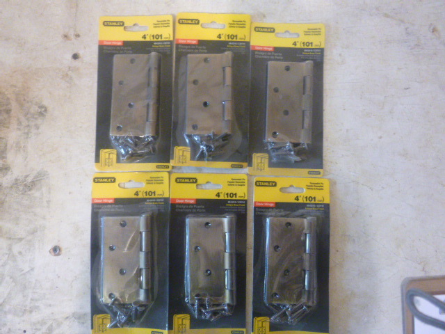 6 Stanley Door Hinges