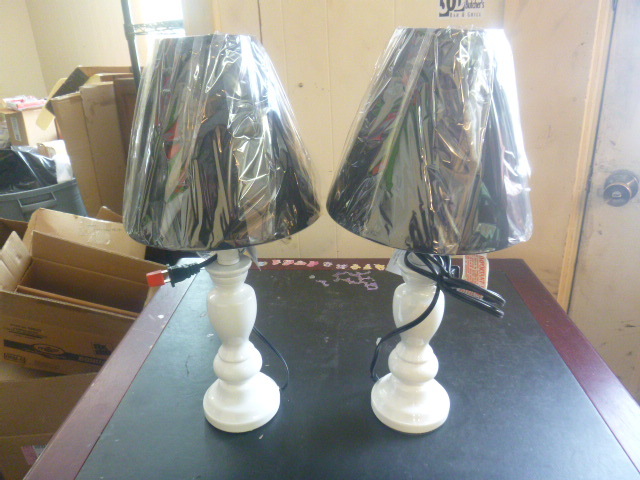 2 NEW White Table Lamps