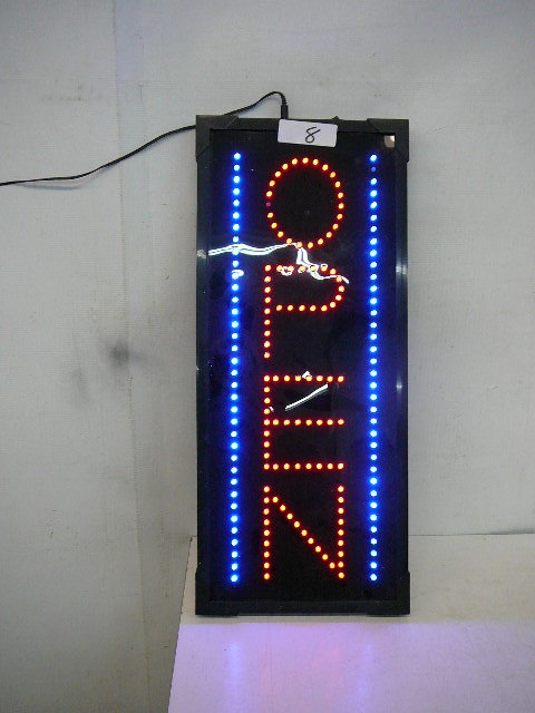 lot 8 image: Open Sign Light
