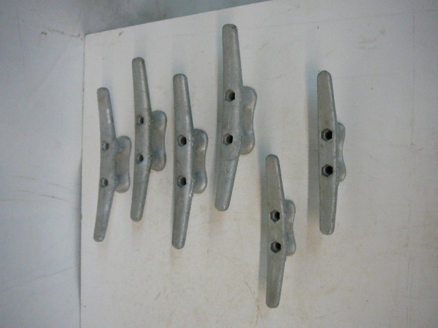 lot 11 image: Steel Dock Cleats  Tie Downs 4-10  2-8