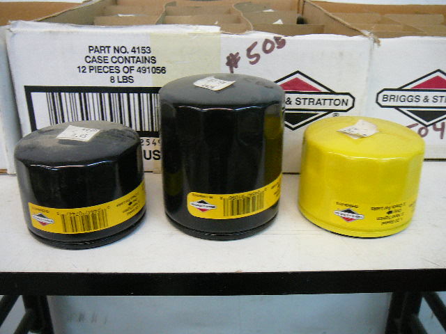 lot 65 image: Oil Filters