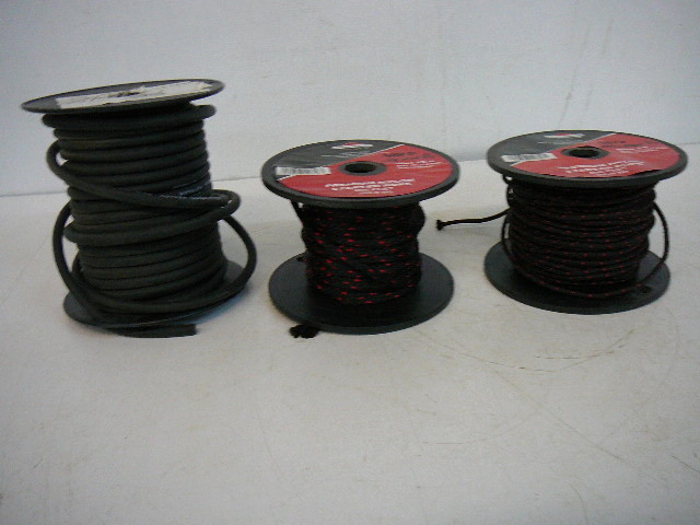 lot 67 image: Parts Briggs & Stratton Starter Rope Plug Wires