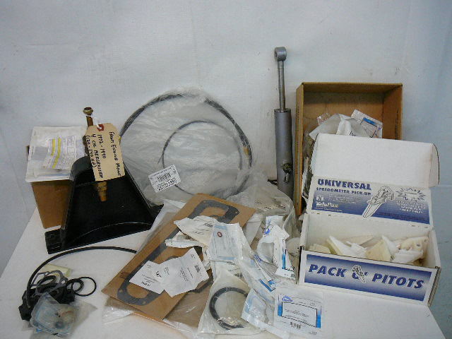 lot 87 image: Marine Parts Speedometer Pickups Gaskets O-rings Carb Kits Shift Cable ASSY Engine Mount