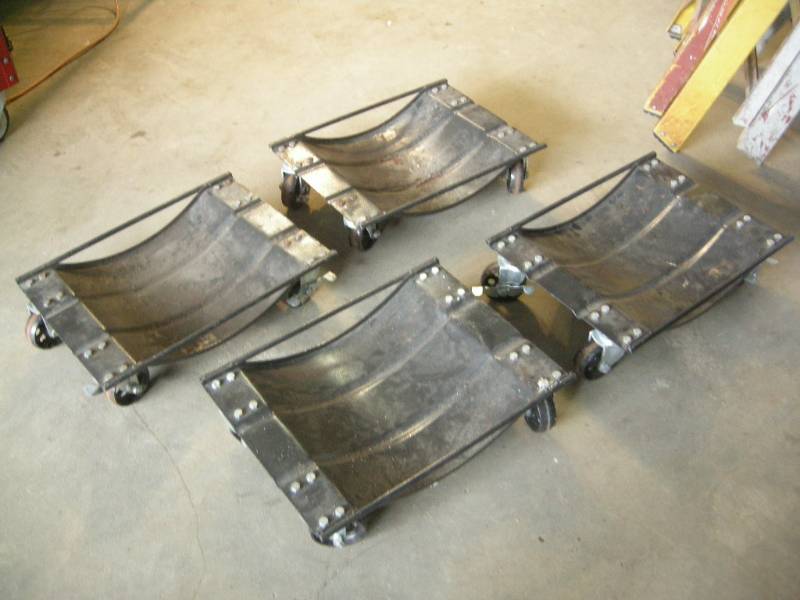 lot 6 image: Larin Auto Wheel Dollies