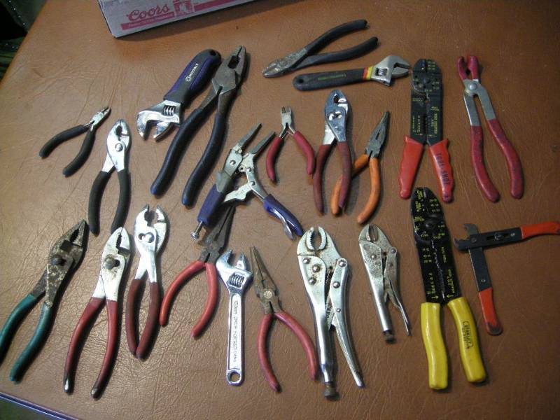 lot 13 image: Group Pliers, Wrenches, Cutters