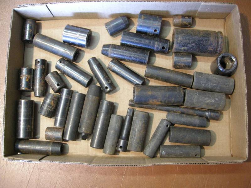 lot 59 image: Impact Sockets