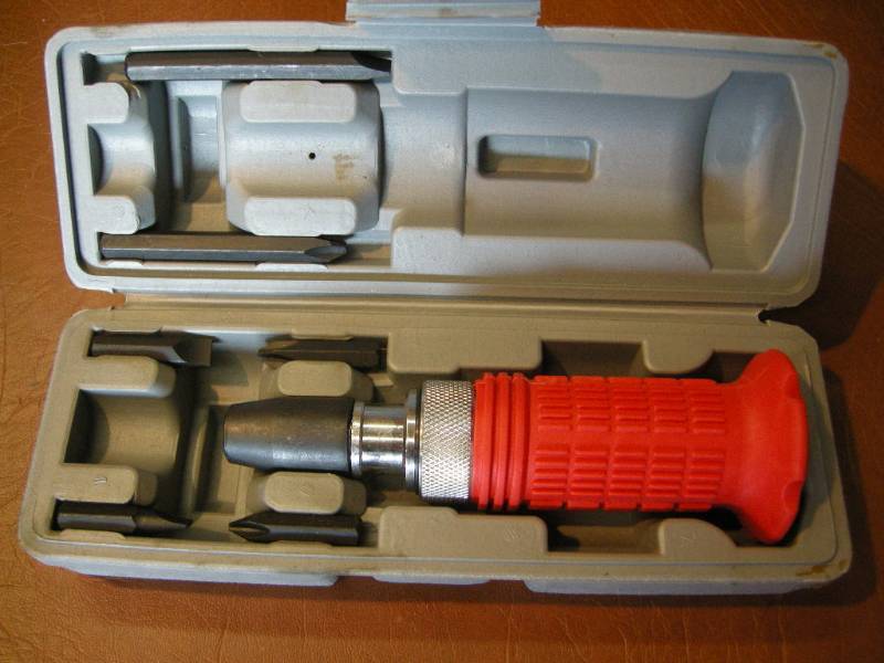 lot 60 image: Impact Screwdriver Set