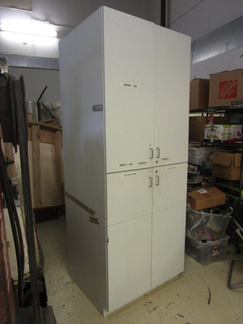lot 816 image: INDUSTRIAL STORAGE CABINET