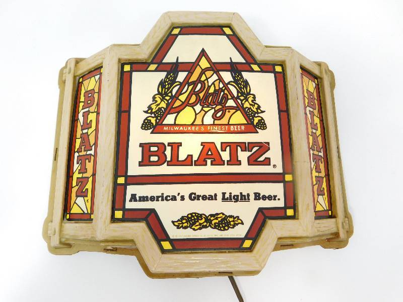 lot 8 image: Milwaukees Finest Beer--BLATZ--(Americas Great Light Beer) Electric Plastic Sign