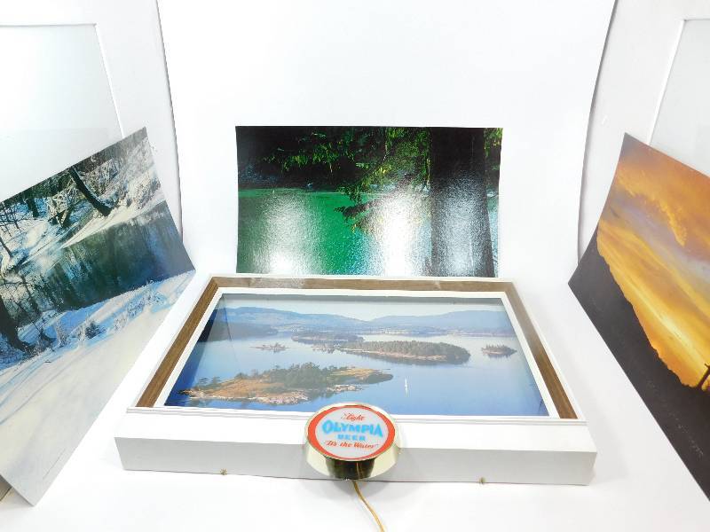 lot 13 image: Square Interchangeable (Four Different Scenery Pictures) Lighted (LITE OLYMPIA BEER) Sign