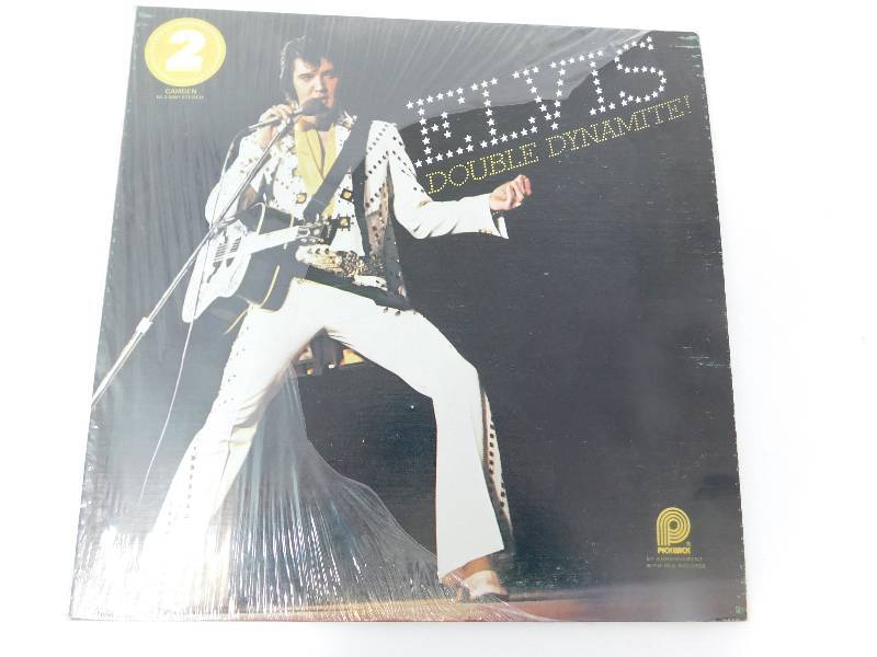 lot 50 image: Two Records CAMDEN  DL25001 Stereo ELVIS DOUBLE DYNAMITE1