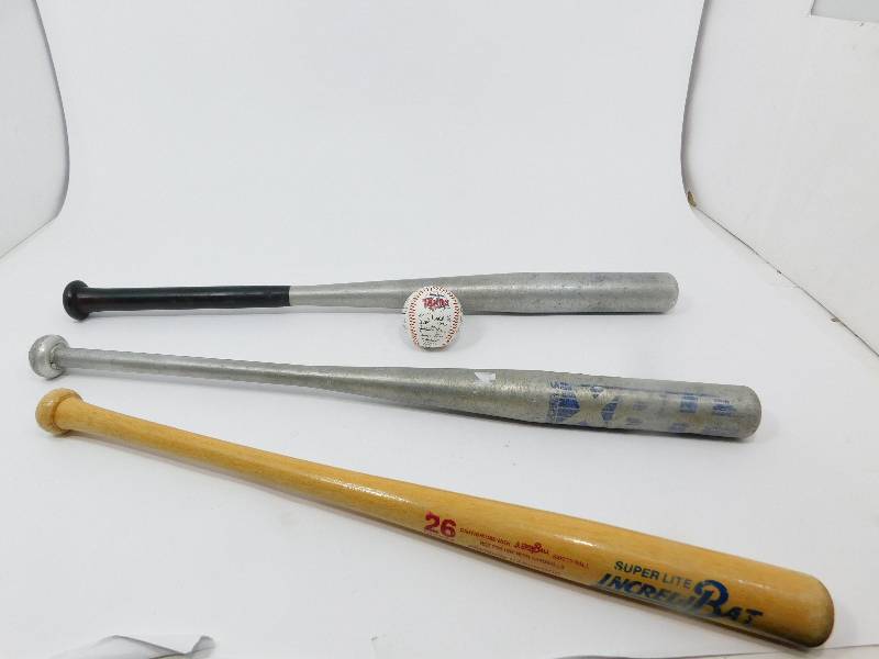 lot 56 image: Three Baseball Bats & An Autographed Baseball