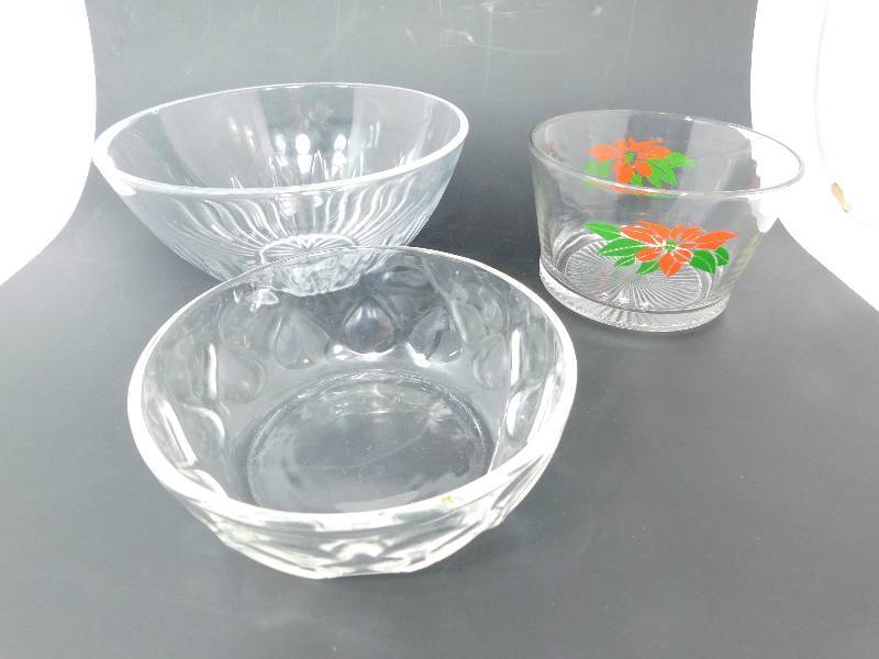 lot 71 image: Three Glass Bowls