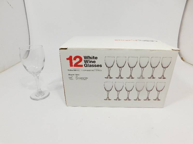 lot 76 image: One Dozen White Wine Glasses--10.25 Oz--Dishwasher Safe