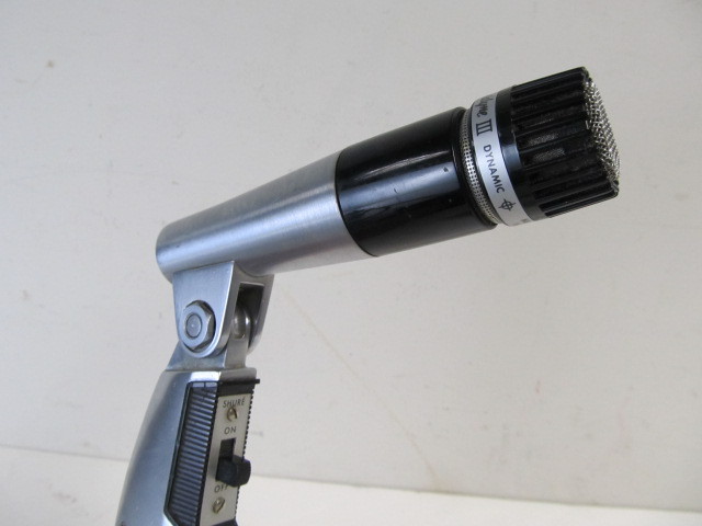 lot 16 image: SHURE Model 545S Unidyne Microphone