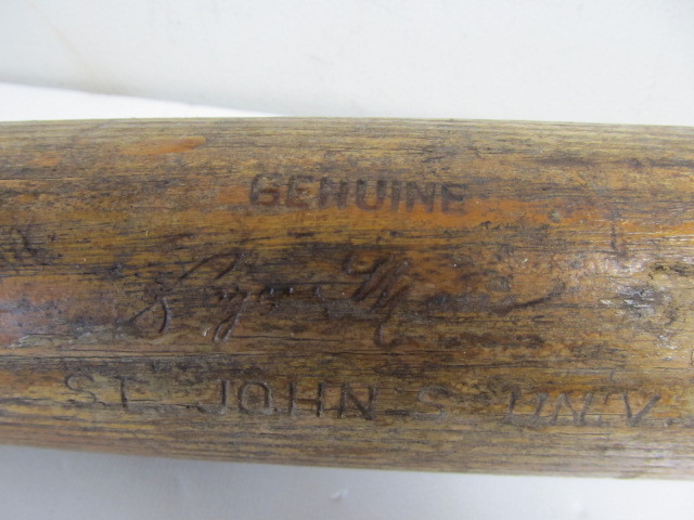 lot 62 image: Vintage 1960s Roger Maris Signature Model Baseball Bat - St. Johns University