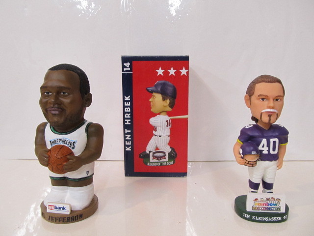 lot 54 image: Group of 3 MN Sports Bobbleheads