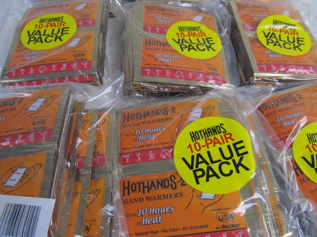 lot 135 image: 90 PAIRS of New Hand Warmers