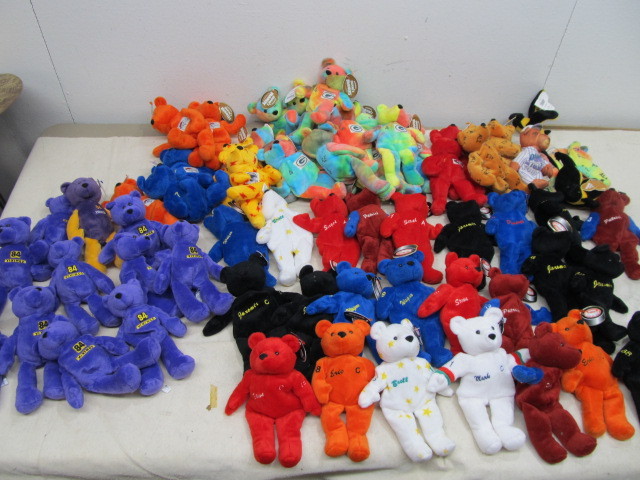 lot 150 image: LARGE Lot of Plush Pro Sports Plush Teddy Bears