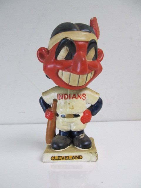 CLEVELAND INDIANS MASCOT CHIEF WAHOO BOBBLEHEAD. ( ALSO PLENTY OF
