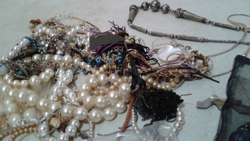 lot 213 image: Lot Of Costume Jewelry, Necklaces, Some Tangled