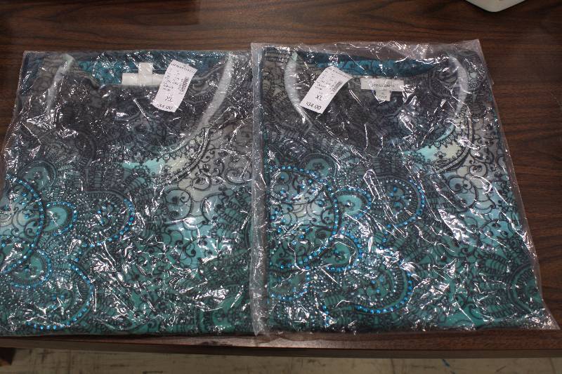 lot 48 image: Dress Barn Womens XL Shirts - New w Tags  2Qty $68 Value
