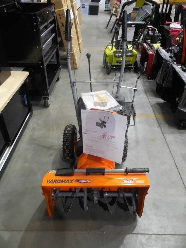 lot 222 image: YARDMAX 22 in. 2-Stage Gas Snow Blower