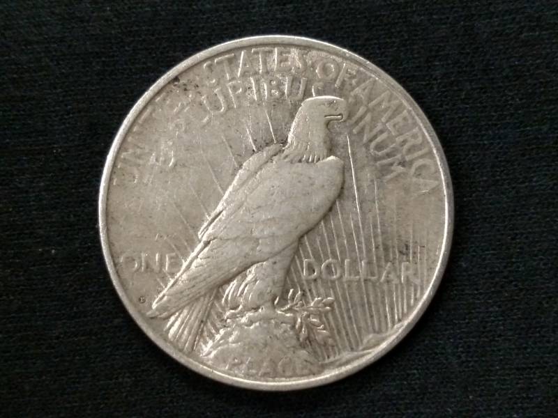 1922 D Peace Silver Dollar...