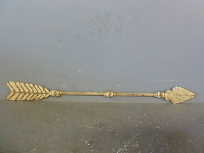 Metal Arrow