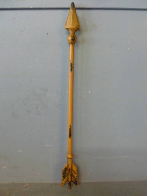 Metal Arrow
