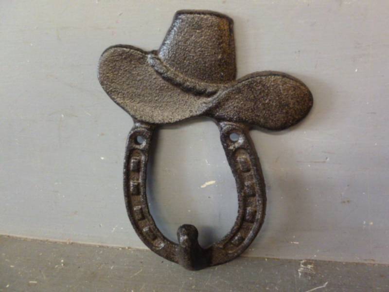 Cast Iron Hat Hook  Manannah #350 Beer Neon, Porcelain Signs