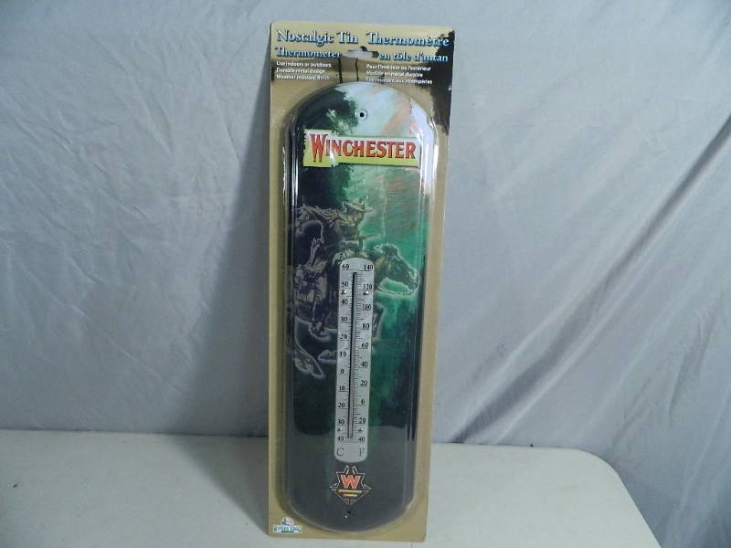 lot 24 image: New Winchester Nostalgic Tin Thermometer