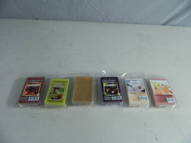 lot 33 image: 6 New Packages of Wax Melts