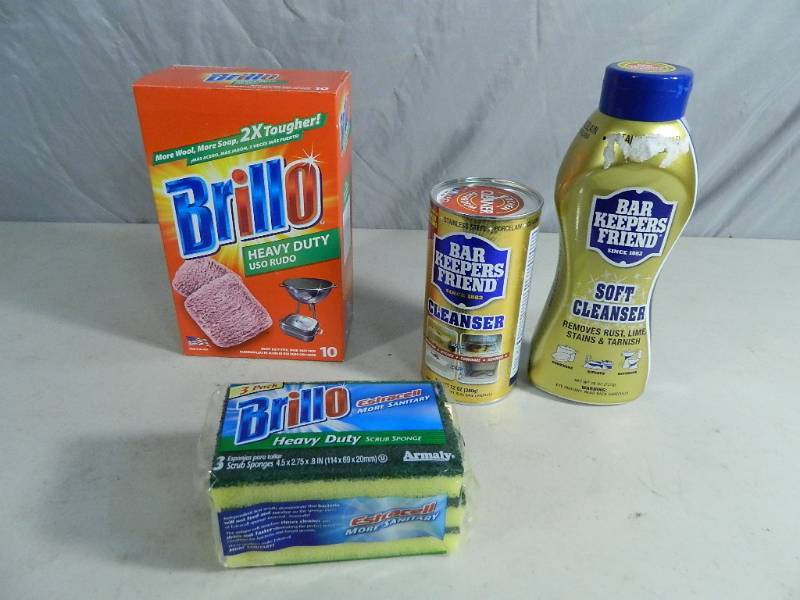 lot 49 image: New Cleaners and Sponges