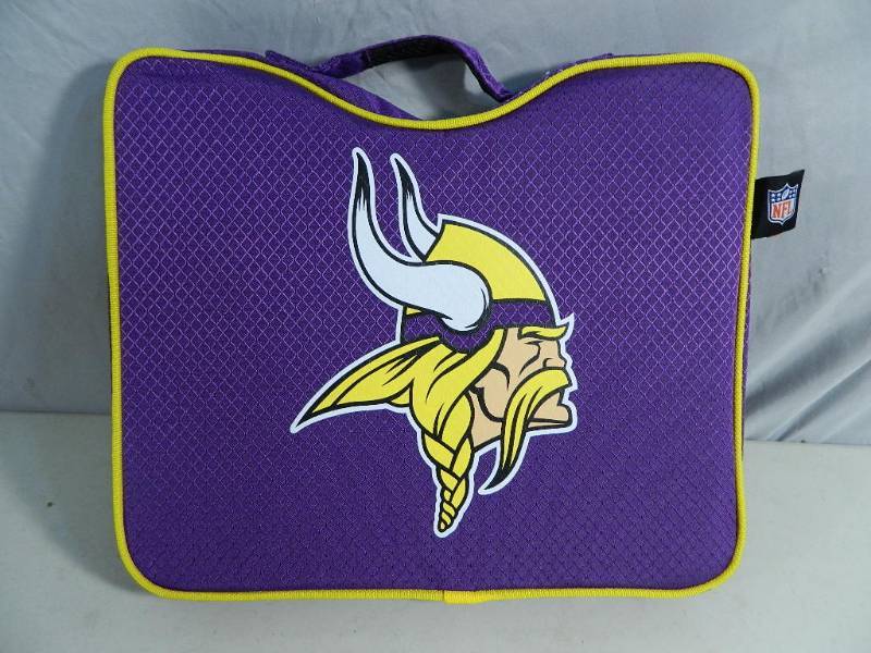 lot 57 image: New Minnesota Vikings Seat Cushion