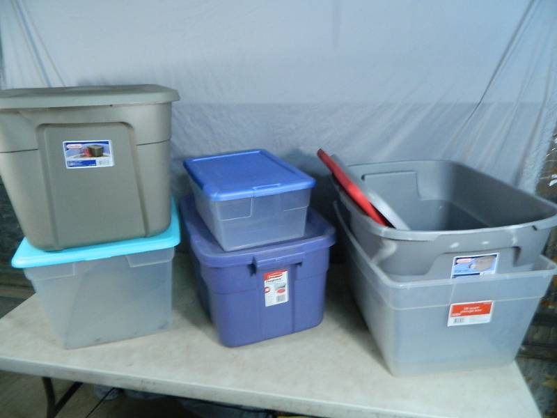 lot 94 image: 6 Totes with Lids